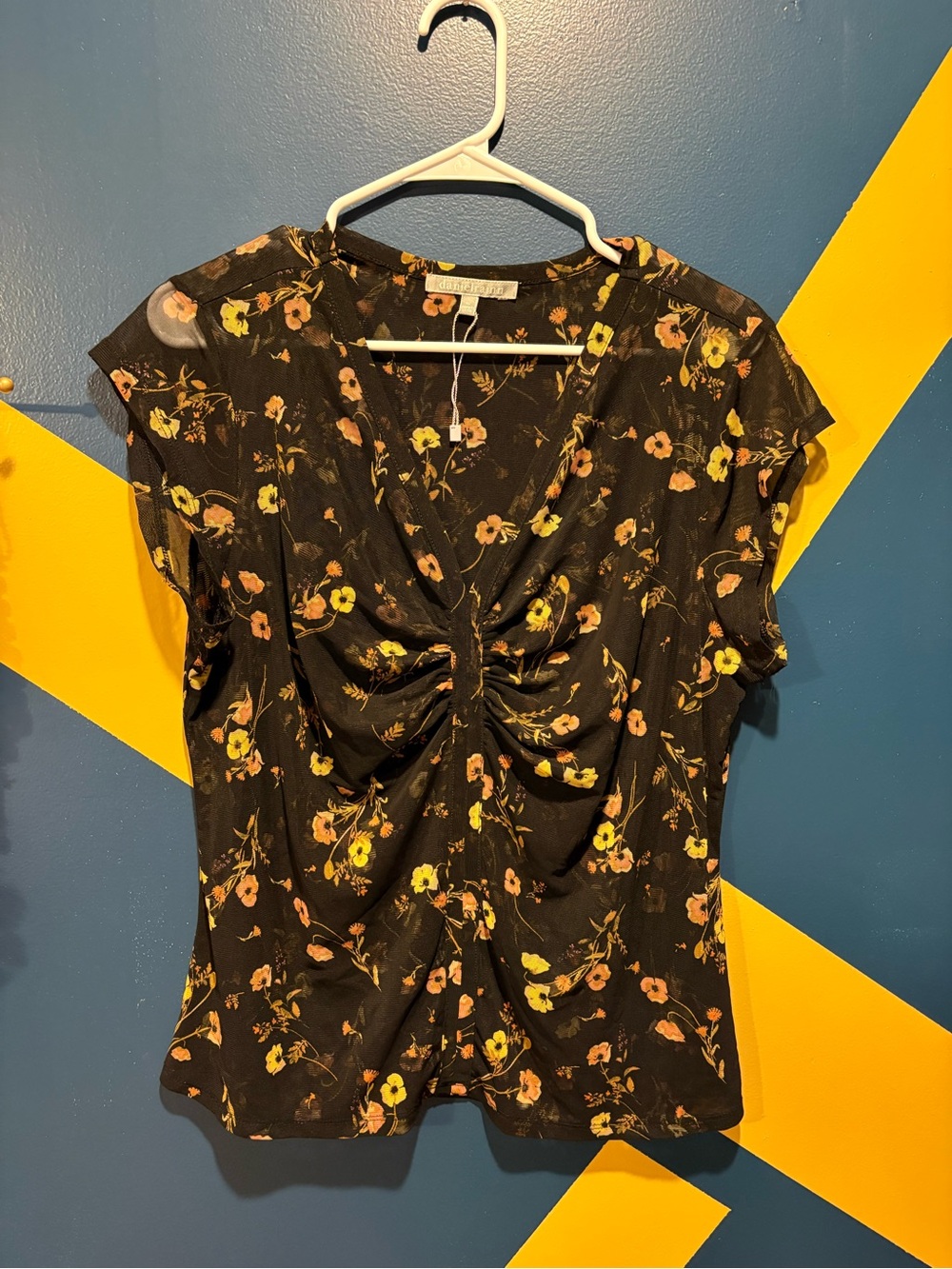 Daniel Rainn Black & Yellow Floral Sheer Mesh Short Sleeve Blouse NWOT